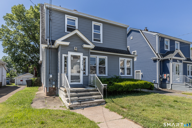 430 Blohm Street - Photo 1