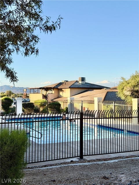 2808 Karen Avenue - Photo 1