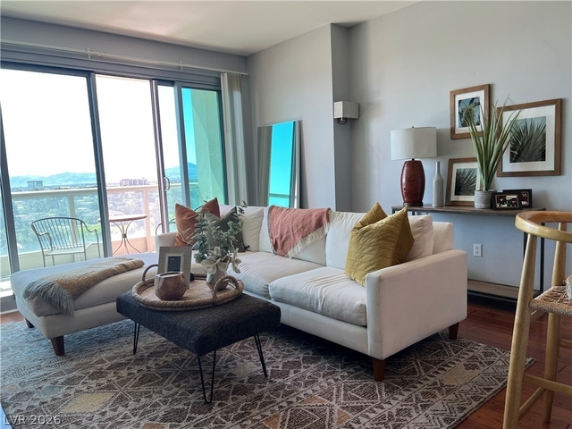 322 Karen Avenue - Photo 1