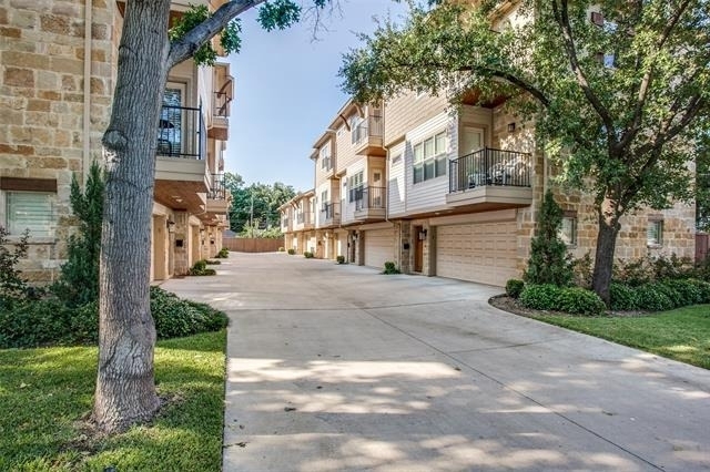 6136 Oram Street - Photo 1