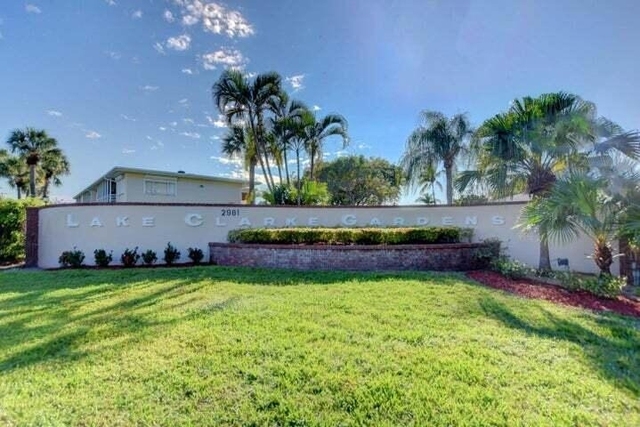 2721 Garden Drive N - Photo 1