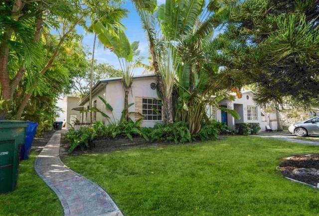 2630 Ne 14th Street - Photo 1