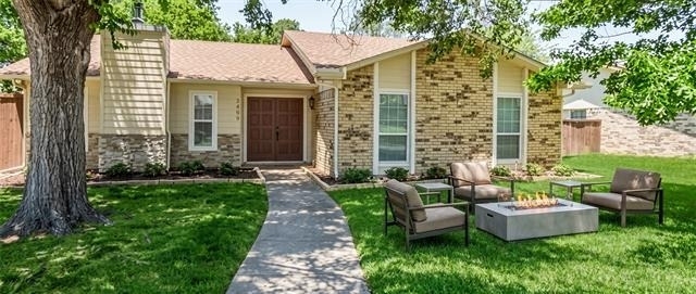 2405 Choctaw Drive - Photo 1