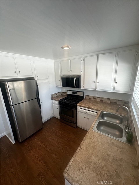 660 S Glassell - Photo 1