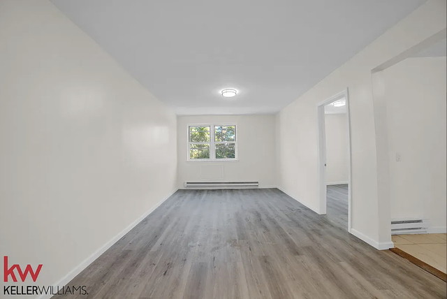 83rd Street - Photo 1