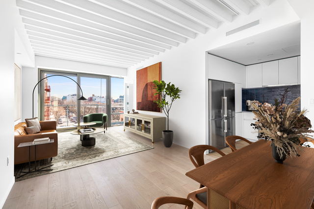 305 Union Avenue - Photo 1