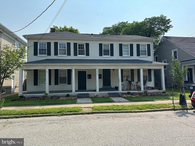 1605 Apt. B Charles Street - Photo 1