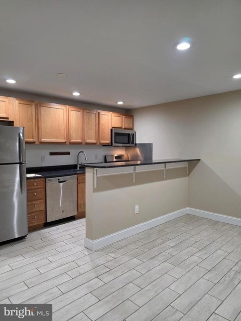 610 Kennebec Avenue - Photo 1