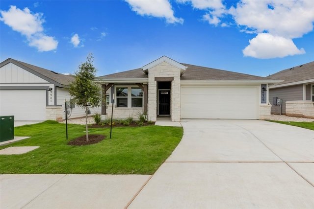 4905 Hazelnut Ln - Photo 1