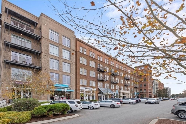 360 Chambers Street - Photo 1