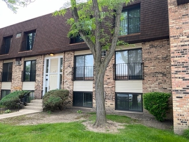 183 N Waters Edge Drive W - Photo 1
