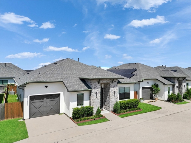 10330 Grove Row Avenue - Photo 1