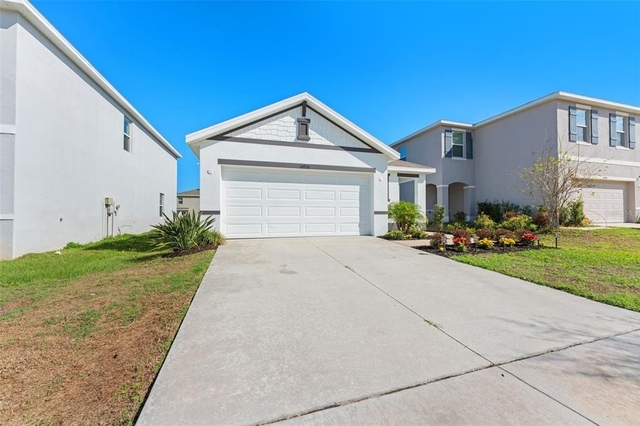 10918 Trailing Vine Drive - Photo 1