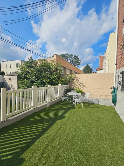 31-56 44th St - Photo 1