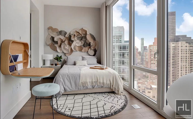 222 East 44th Street - Photo 1