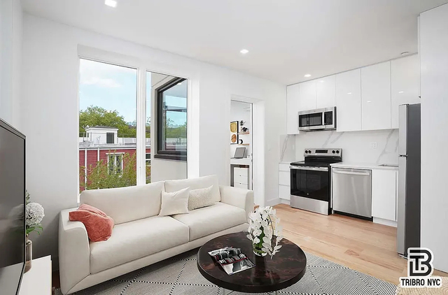 13 North Elliott Place - Photo 1