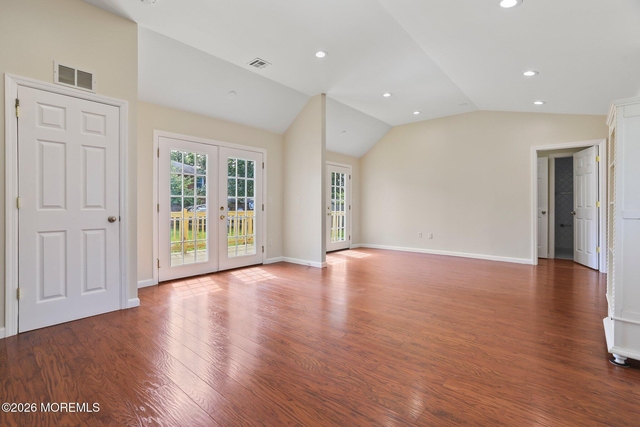 477 Glenwood Avenue - Photo 1