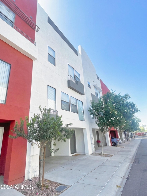 4637 E Culver Street - Photo 1
