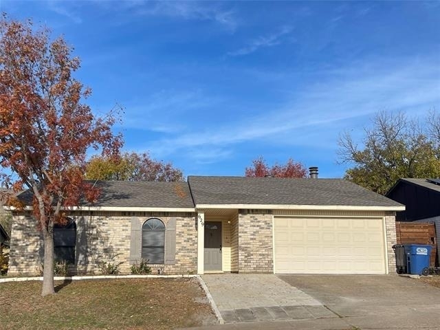 629 Wandering Way Drive - Photo 1