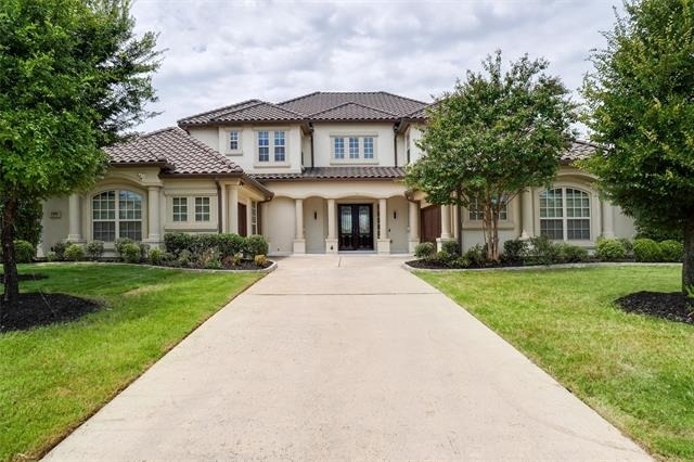 2404 Palmetto Way - Photo 1