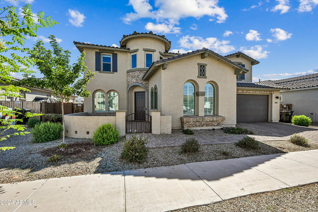 14049 W Desert Hollow Drive - Photo 1