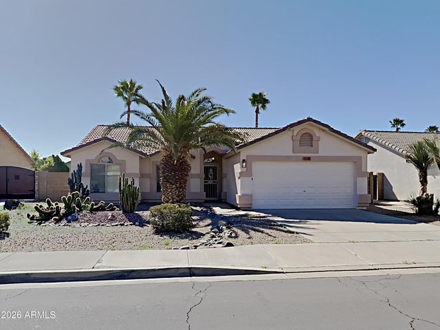 13233 W Ironwood Street - Photo 1