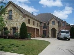 2207 Canterbury Drive - Photo 1