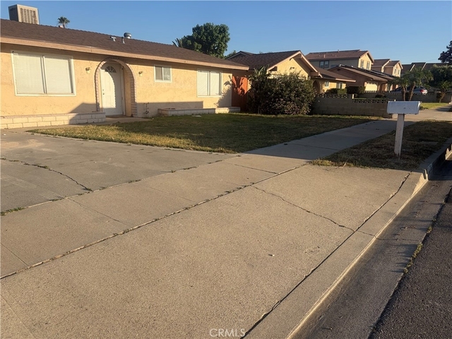 8636 Tamarind - Photo 1