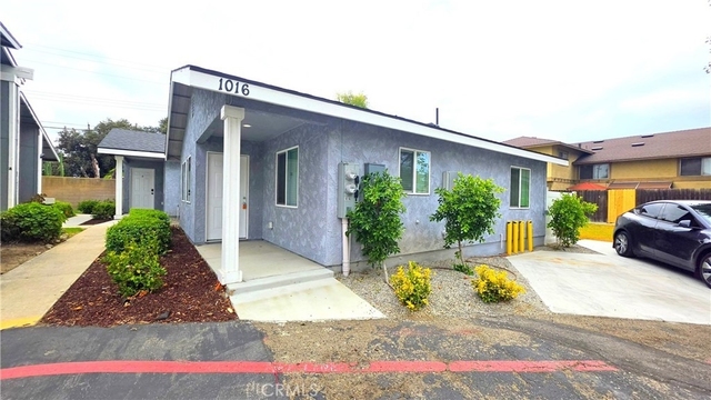 1016 Bennington - Photo 1