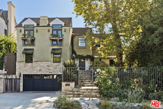 2855 Club Drive - Photo 1