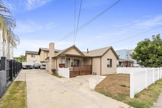 153 Dahlia Avenue - Photo 1