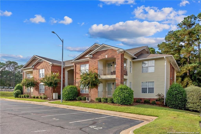 401 Meadowland Court - Photo 1