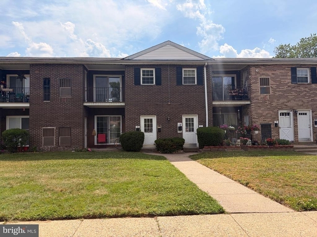 1294 Cooper Street - Photo 1