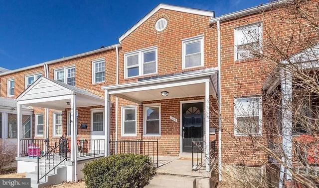 1046 Elm Road - Photo 1