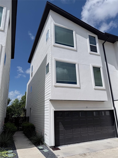 1417 Kramer Ln - Photo 1