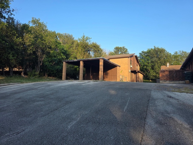1103 Marlton St - Photo 1
