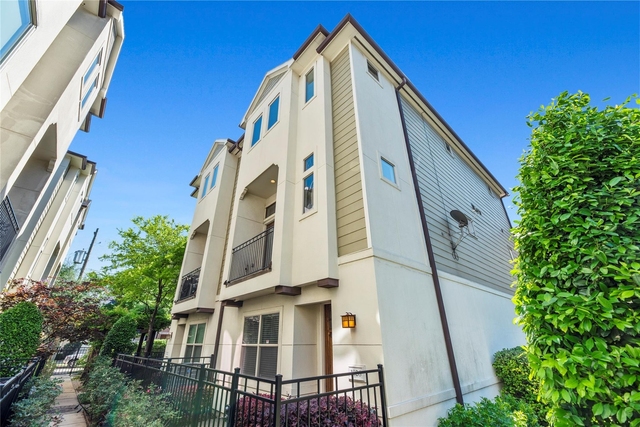 1826 Anita Street - Photo 1