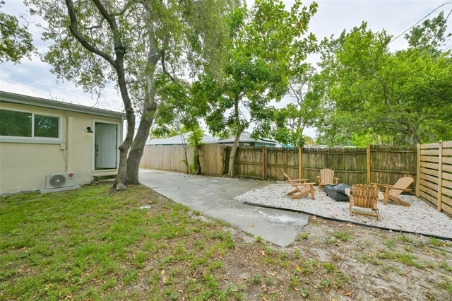 1161 Howard Street - Photo 1