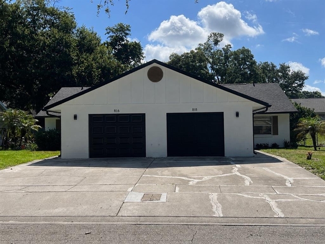 818 Sleepy Harbour Drive - Photo 1