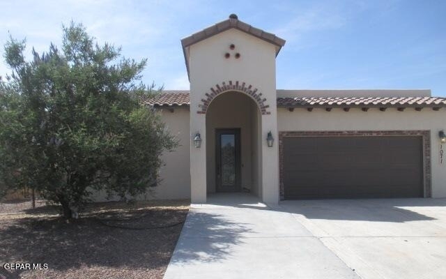 1071 Iron Hill Avenue - Photo 1