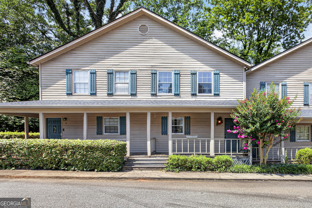 135 Dennis Drive - Photo 1