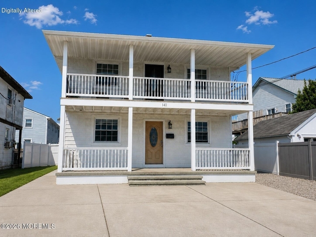141 5th Street S - Photo 1