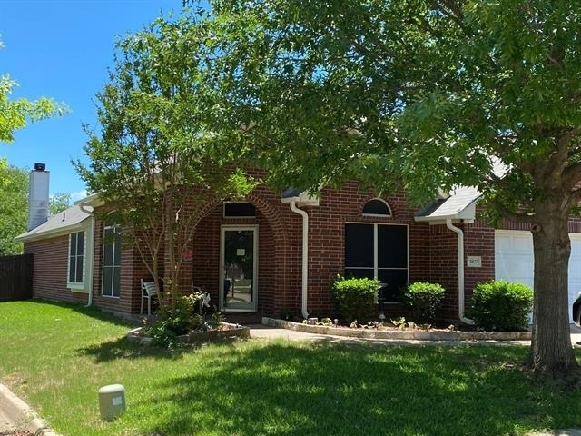 5827 Silver Sage Lane - Photo 1