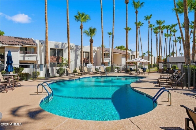 7350 N Via Paseo Del Sur -- - Photo 1