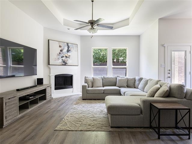 3901 Shadewell Street - Photo 1