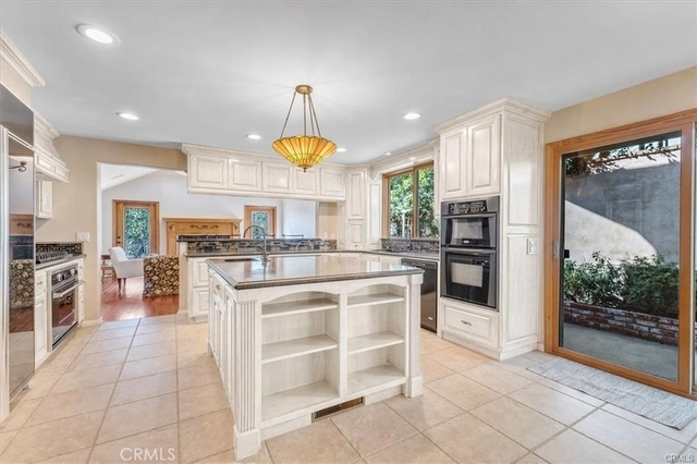 9824 Baden Avenue - Photo 1