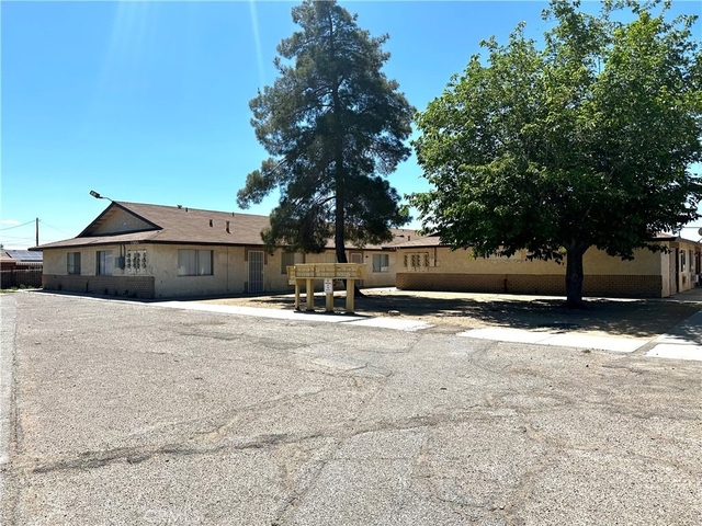 11661 11665 White Avenue - Photo 1
