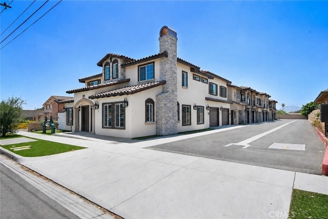 16385 Valencia Avenue - Photo 1