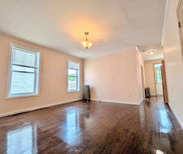 6th Avenue - Photo 1