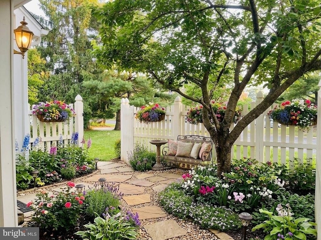 10210 Ashbrooke Court - Photo 1